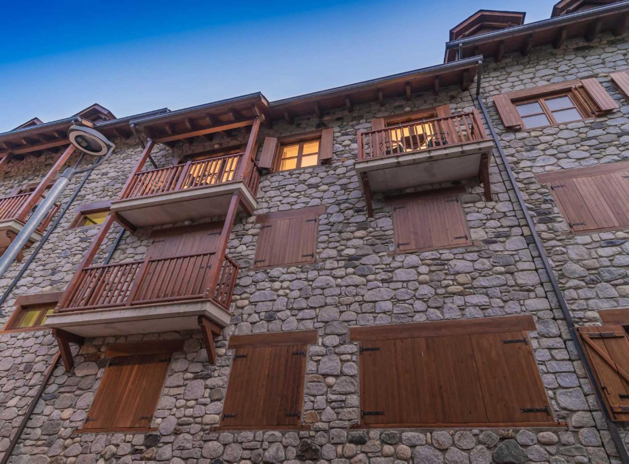 Loira Casa Sanchines Duplex De Lujo En Benasque Apartamento Exterior foto
